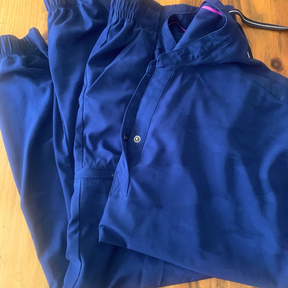 Healing hands scrub set size large petite blue camo print